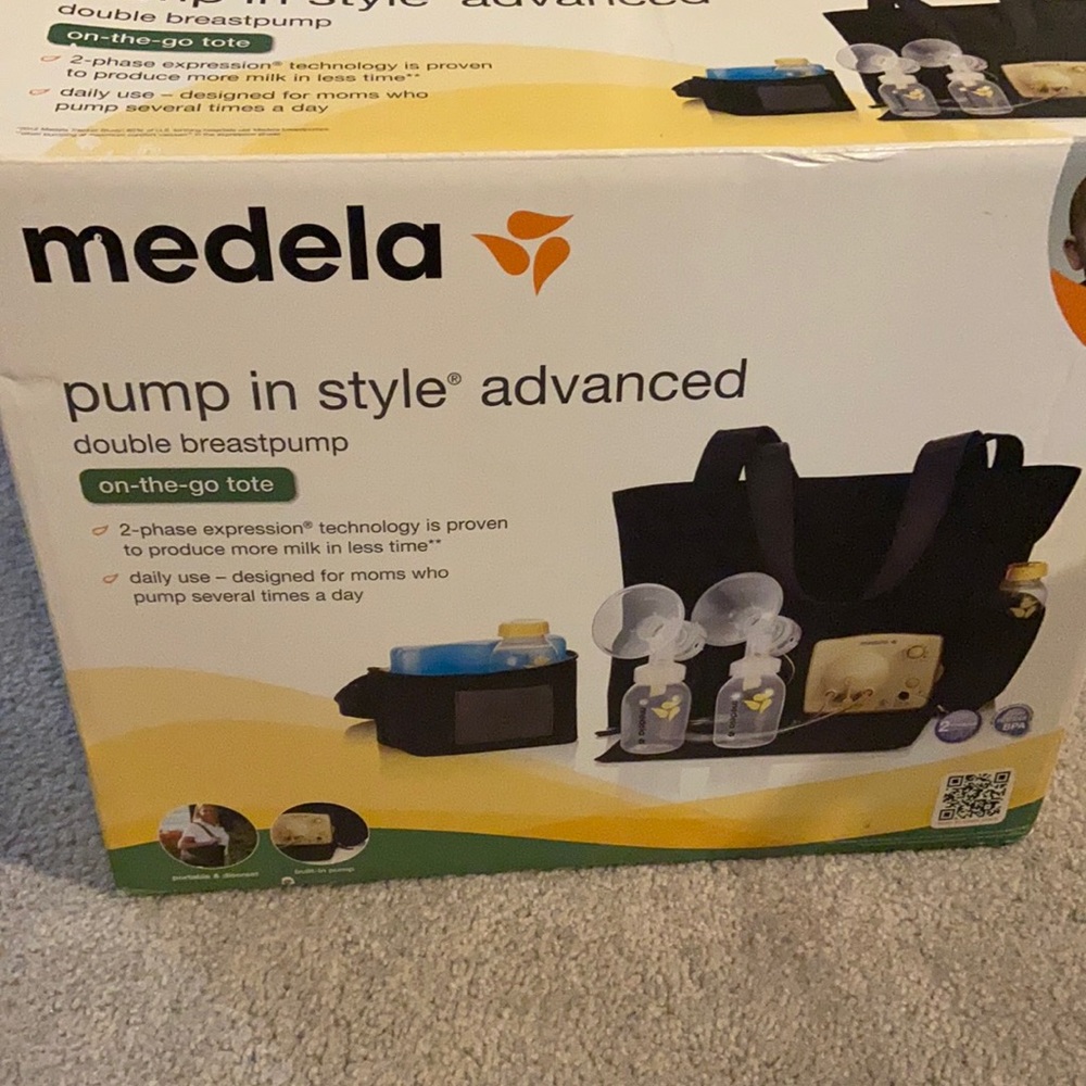 Medela Pump in Style Advanced On-The-Go Tote